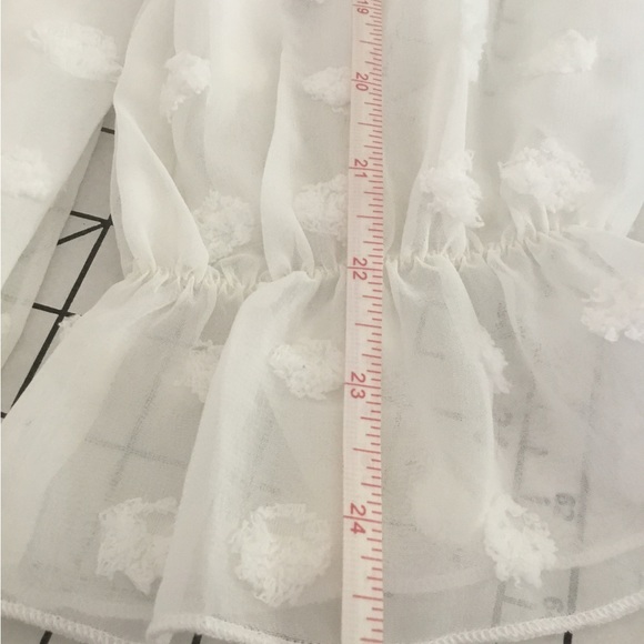 Womens White Blouse Sz. 1X (New) - Picture 7 of 8